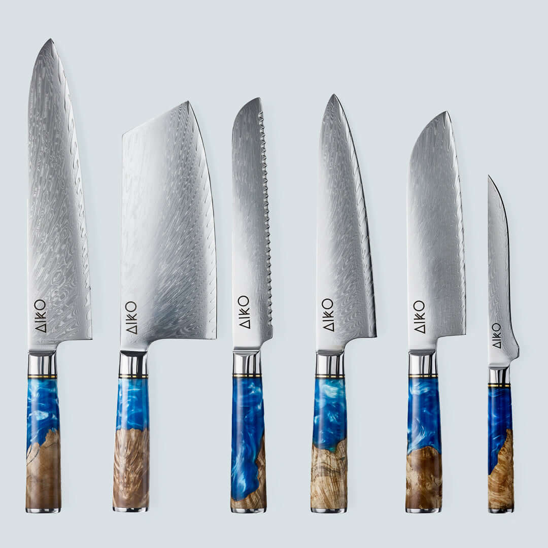 Aiko Bleu (あいこ, アイコ) Damas Steel Couteau avec manche en résine bleu colorée
