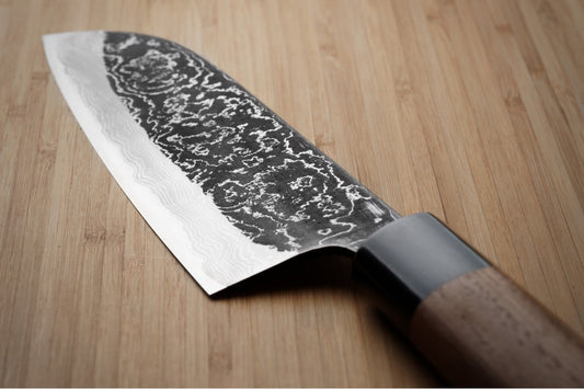 Does Damascus Steel Extend Into the Blade On a Full Tang Knife?